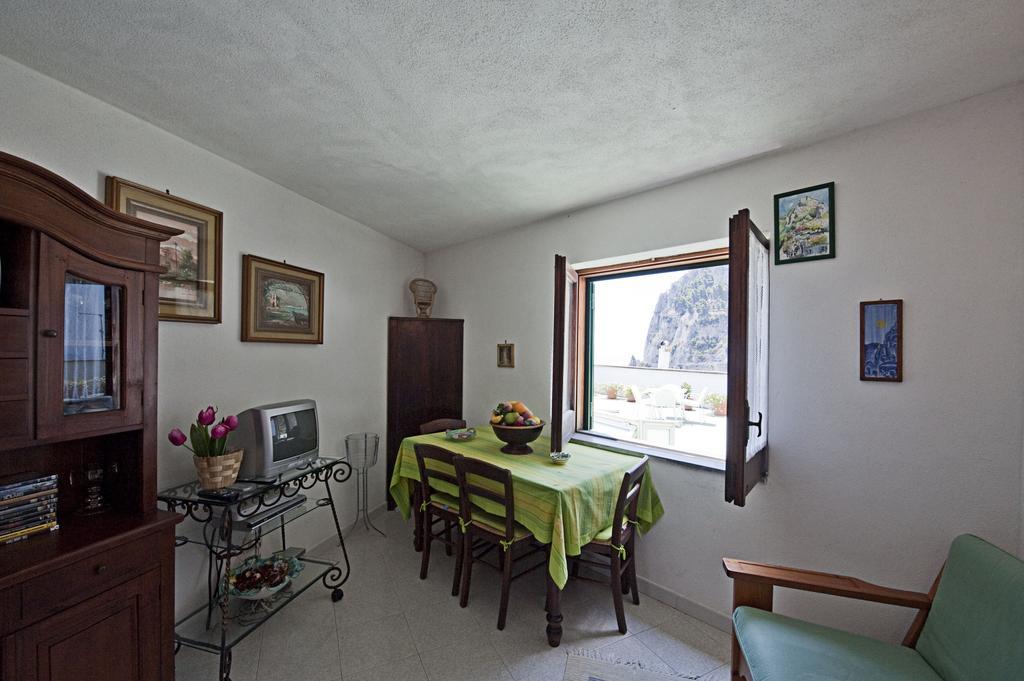 Villa Punta Del Sole Positano Bilik gambar